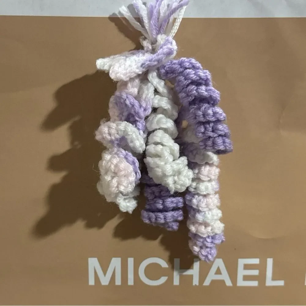Handmade gift bow